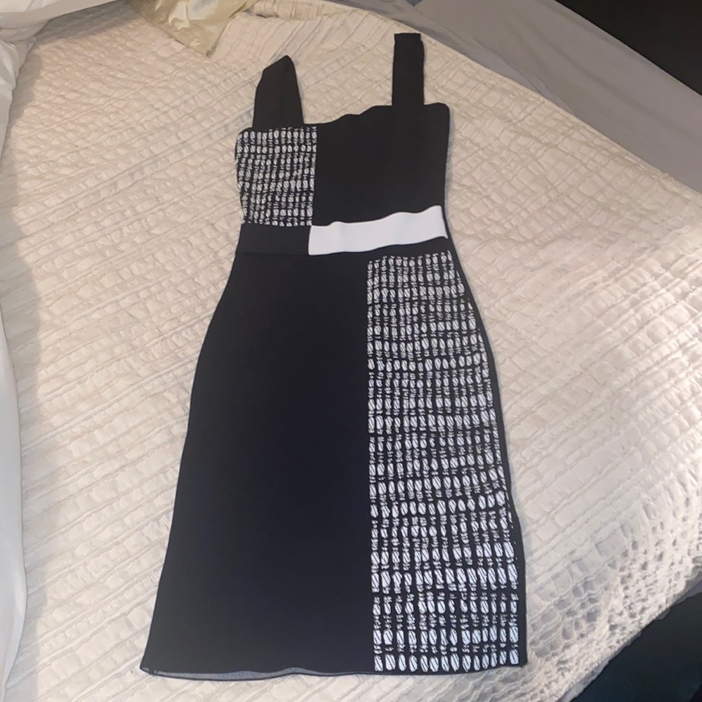 Small Roland Mouret stretchy knit dress